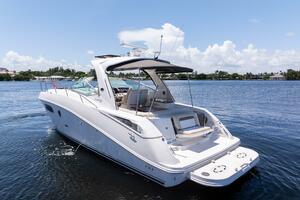 PURA VIDA 37ft Sea Ray Yacht For Sale