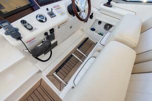 PURA VIDA 37ft Sea Ray Yacht For Sale