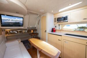 PURA VIDA 37ft Sea Ray Yacht For Sale