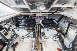 PURA VIDA 37ft Sea Ray Yacht For Sale
