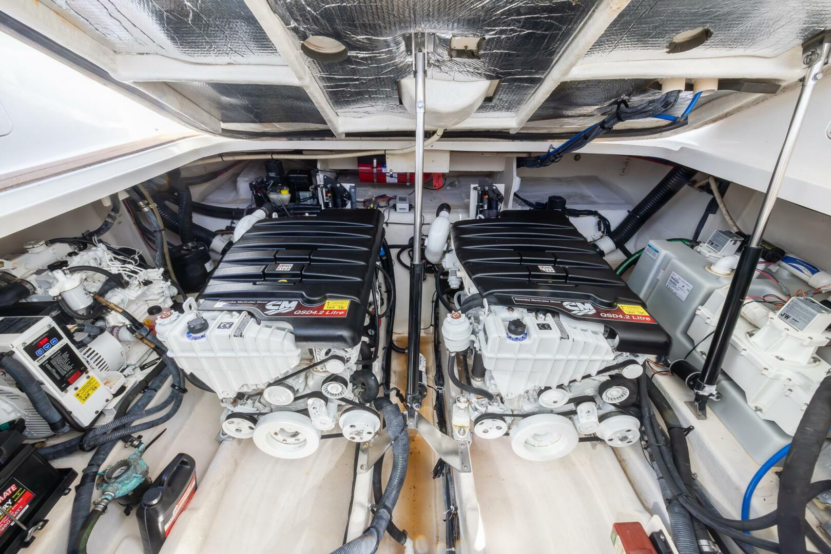 PURA VIDA 37ft Sea Ray Yacht For Sale