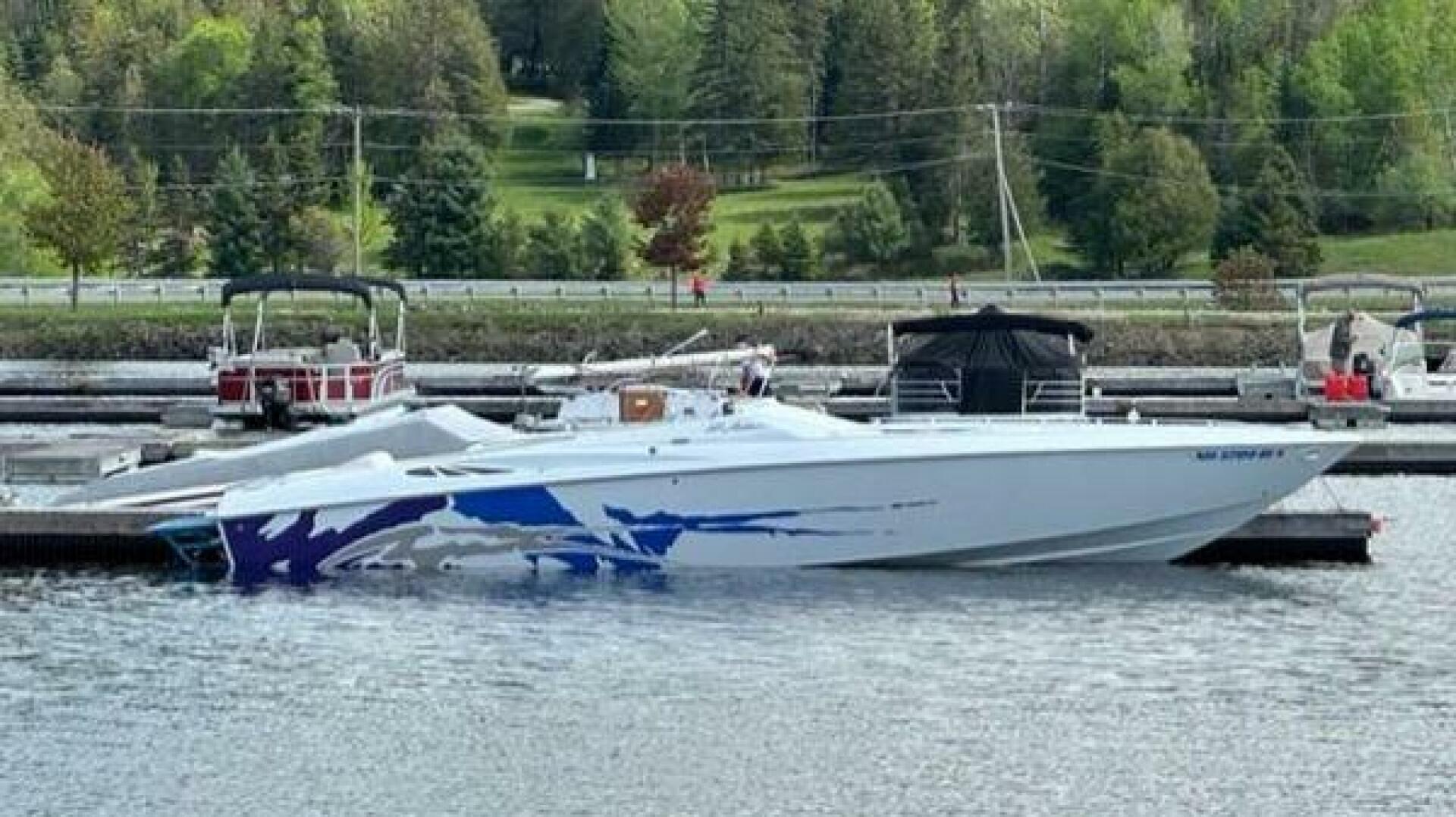33ft Baja Yacht For Sale