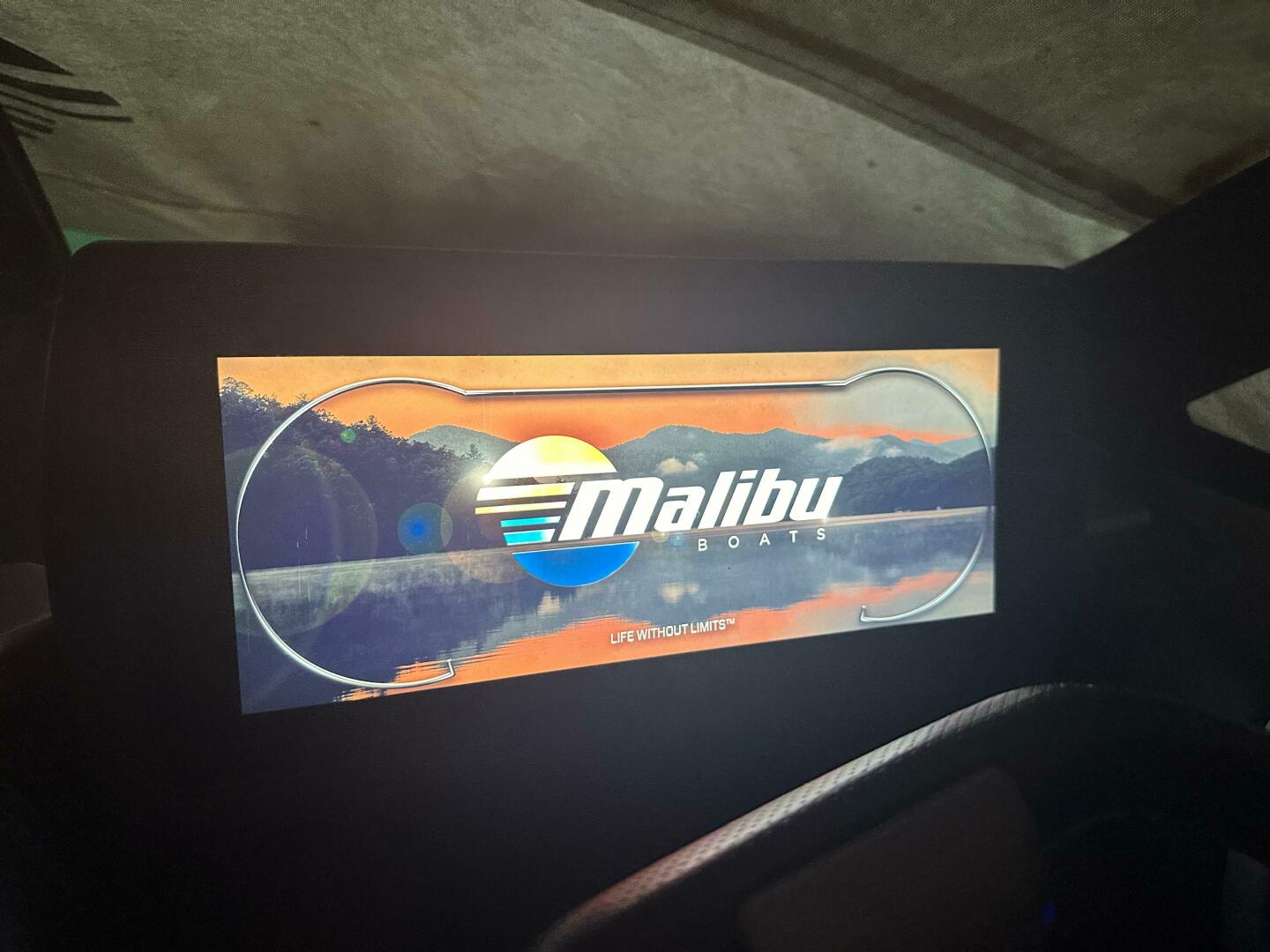 23ft Malibu Yacht For Sale