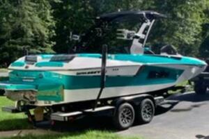 23ft Malibu Yacht For Sale