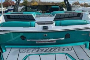 23ft Malibu Yacht For Sale