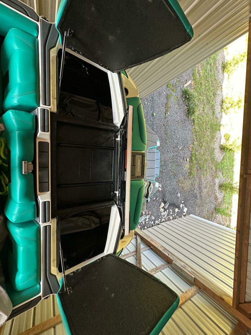 23ft Malibu Yacht For Sale