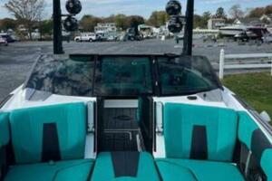 23ft Malibu Yacht For Sale