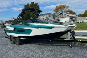 23ft Malibu Yacht For Sale