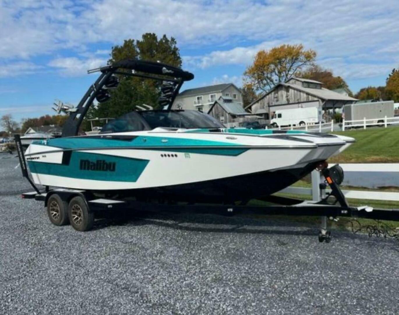 23ft Malibu Yacht For Sale