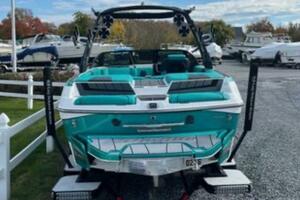 23ft Malibu Yacht For Sale