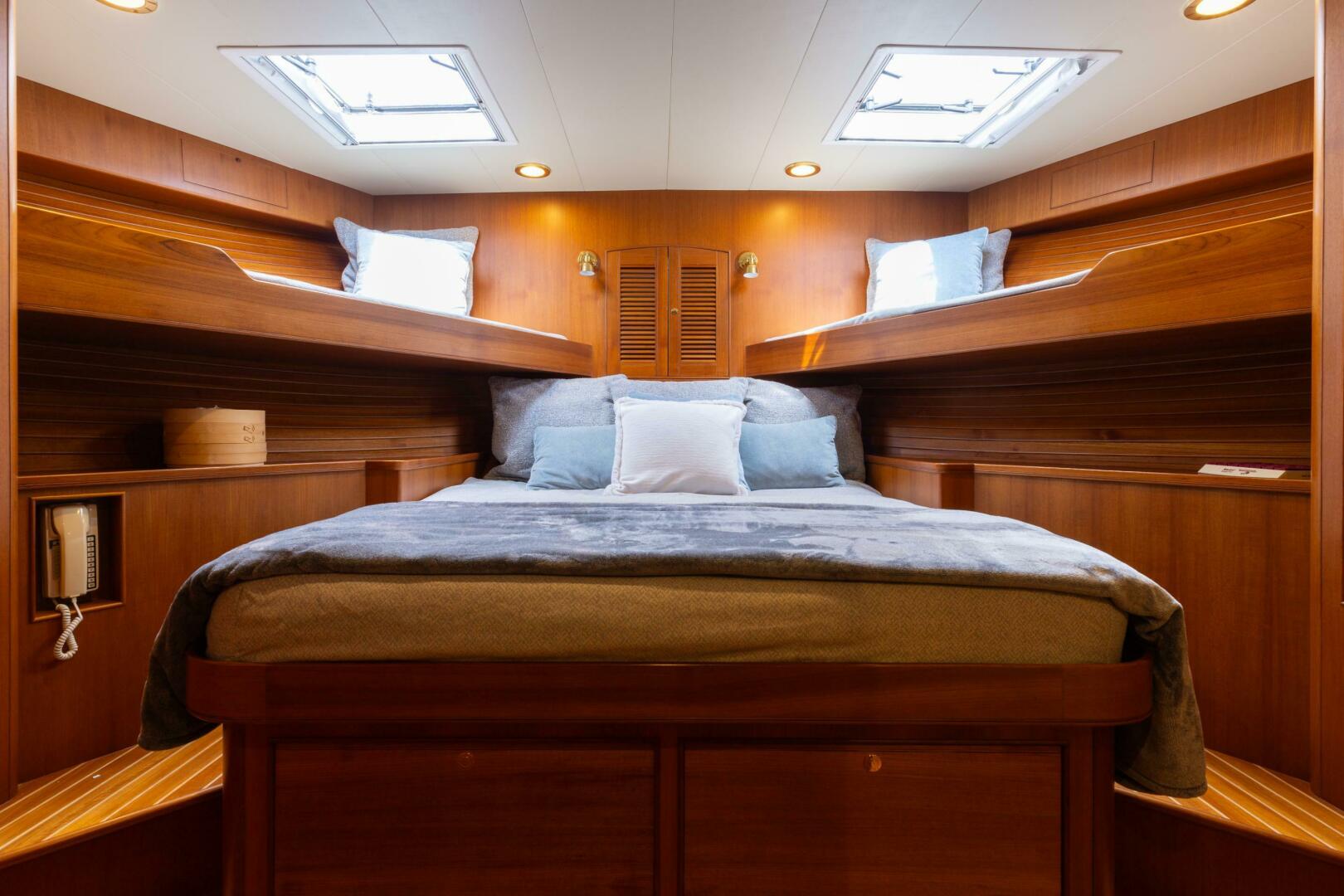 VIRGINIA SEA 91ft Marlow Yacht For Sale