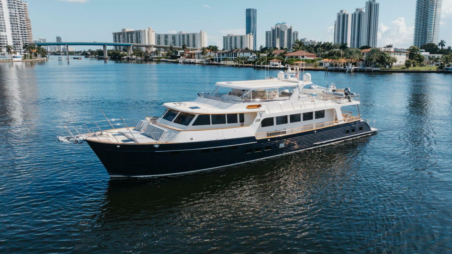 VIRGINIA SEA 91ft Marlow Yacht For Sale
