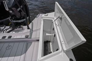 37ft Axopar Yacht For Sale