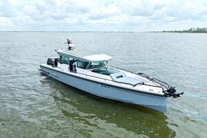 37ft Axopar Yacht For Sale