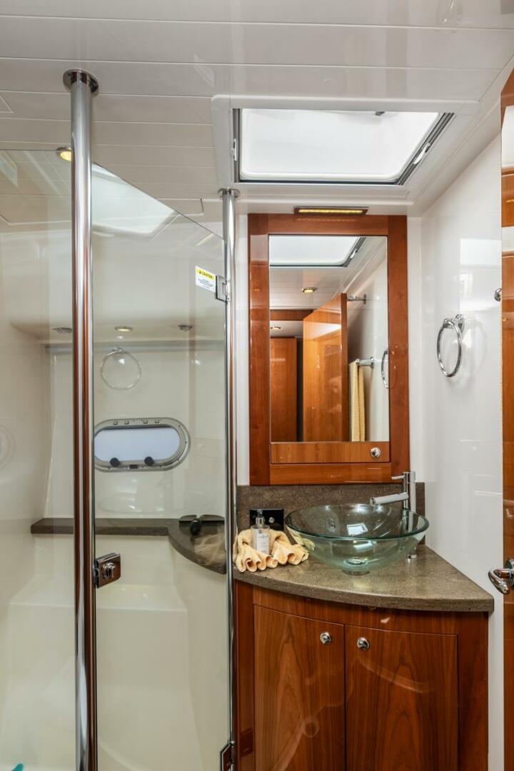 Phantom of the Sea 58ft Riviera Yacht For Sale