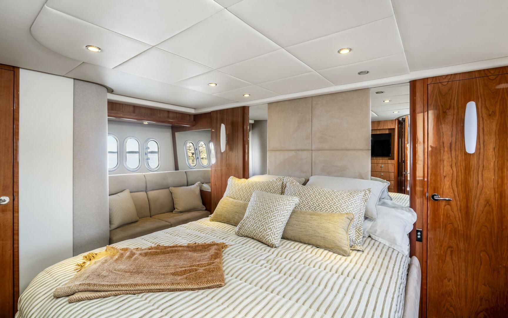 Phantom of the Sea 58ft Riviera Yacht For Sale