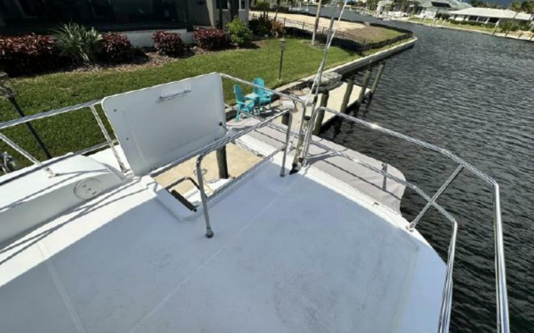 Smooth 30ft Beneteau Yacht For Sale