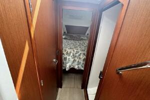 Smooth 30ft Beneteau Yacht For Sale