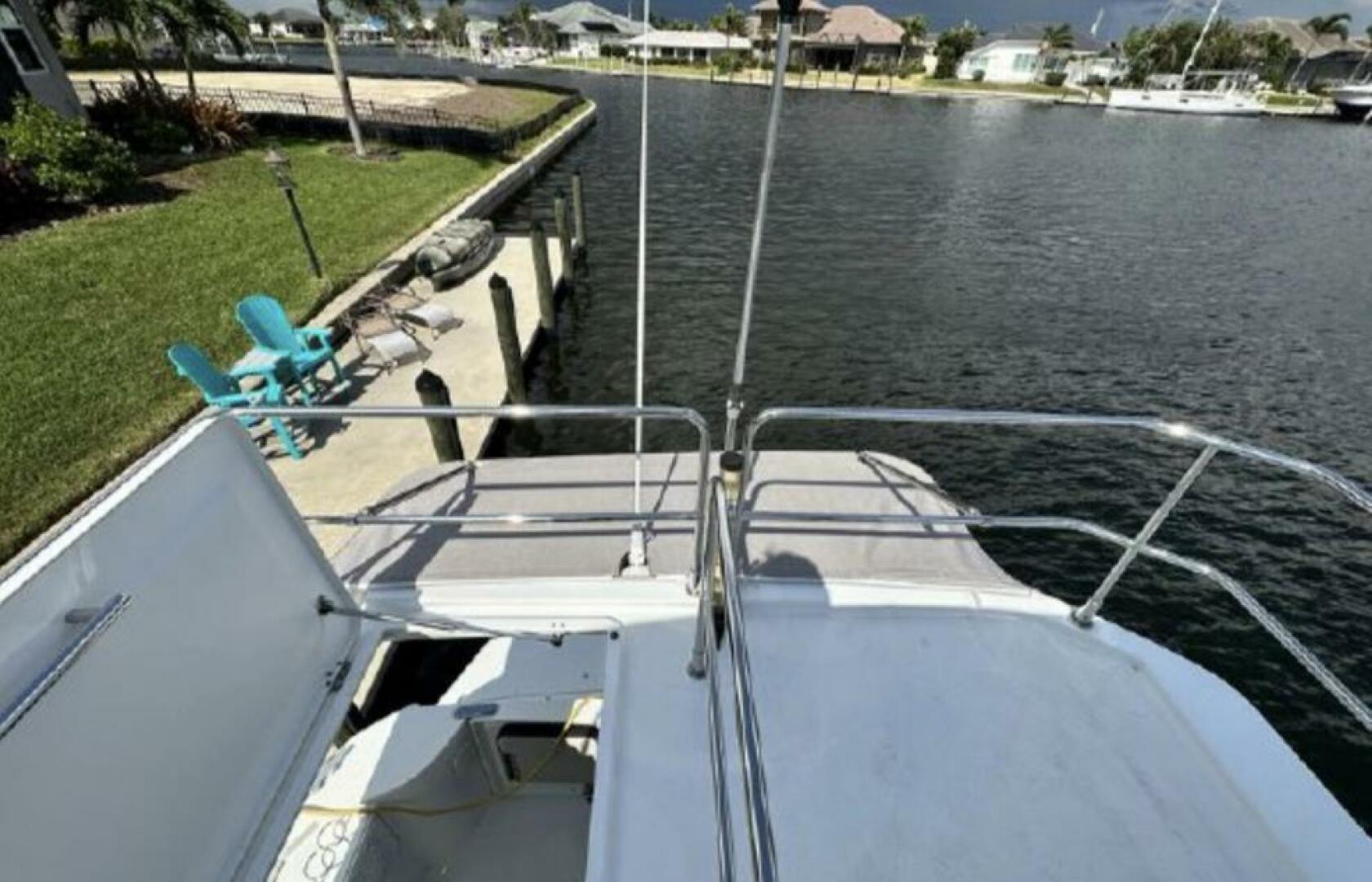 Smooth 30ft Beneteau Yacht For Sale