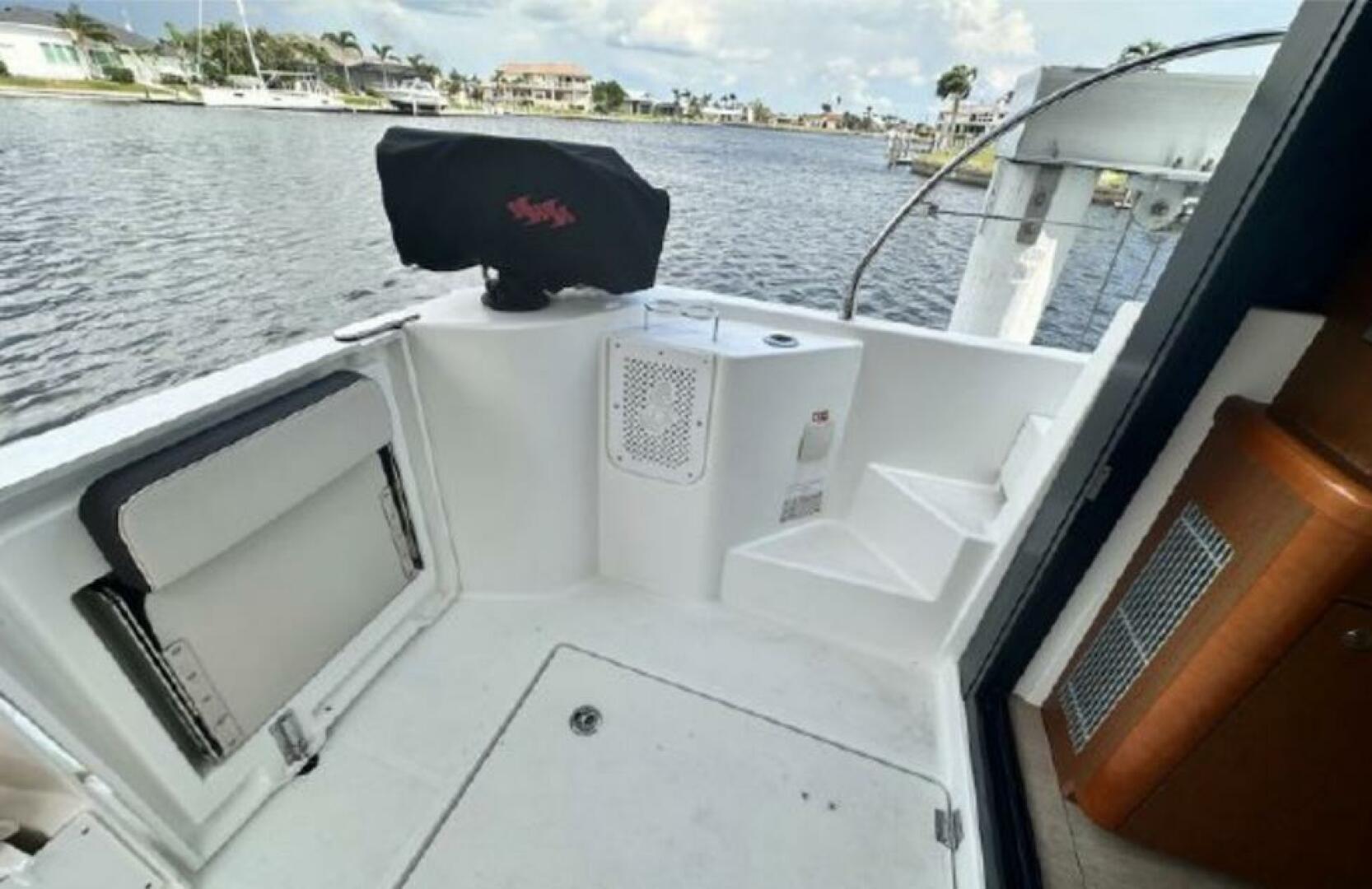 Smooth 30ft Beneteau Yacht For Sale