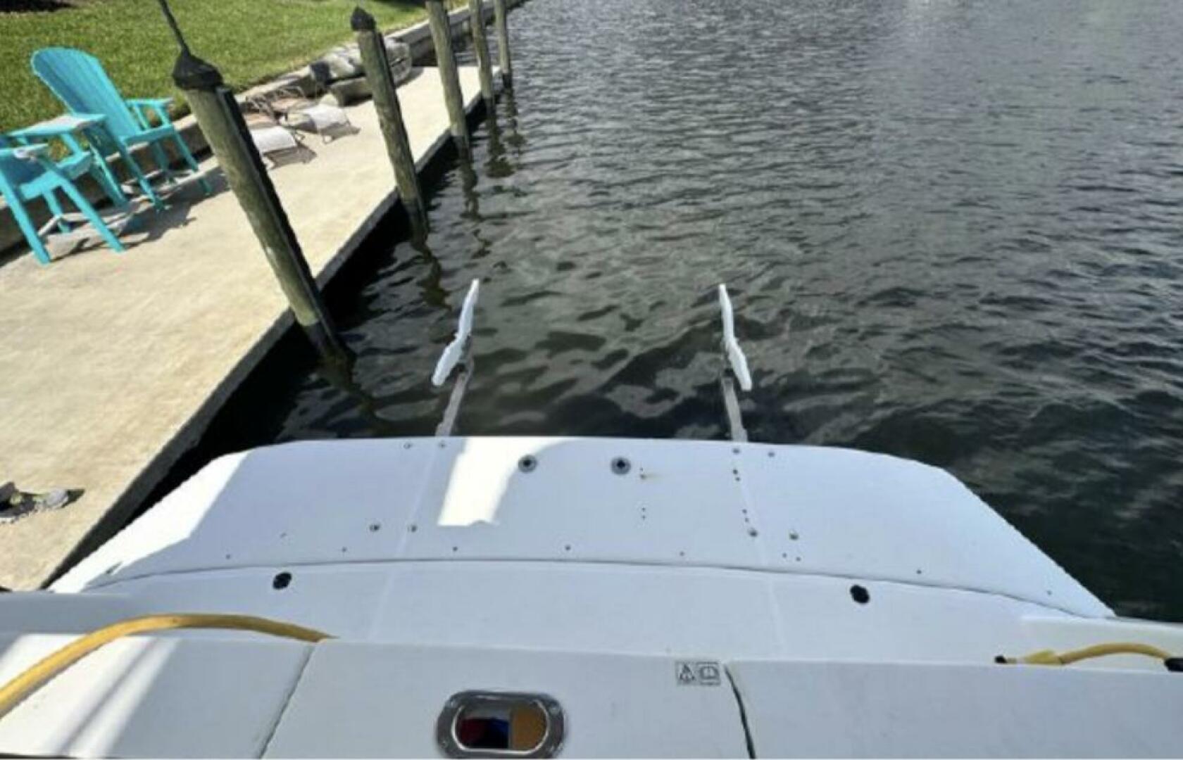 Smooth 30ft Beneteau Yacht For Sale