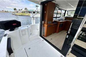 Smooth 30ft Beneteau Yacht For Sale
