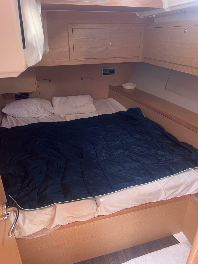47ft Dufour Yacht For Sale