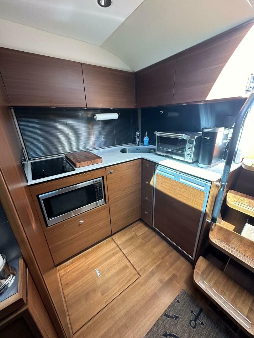 SOULMATE 39ft Princess Yacht For Sale