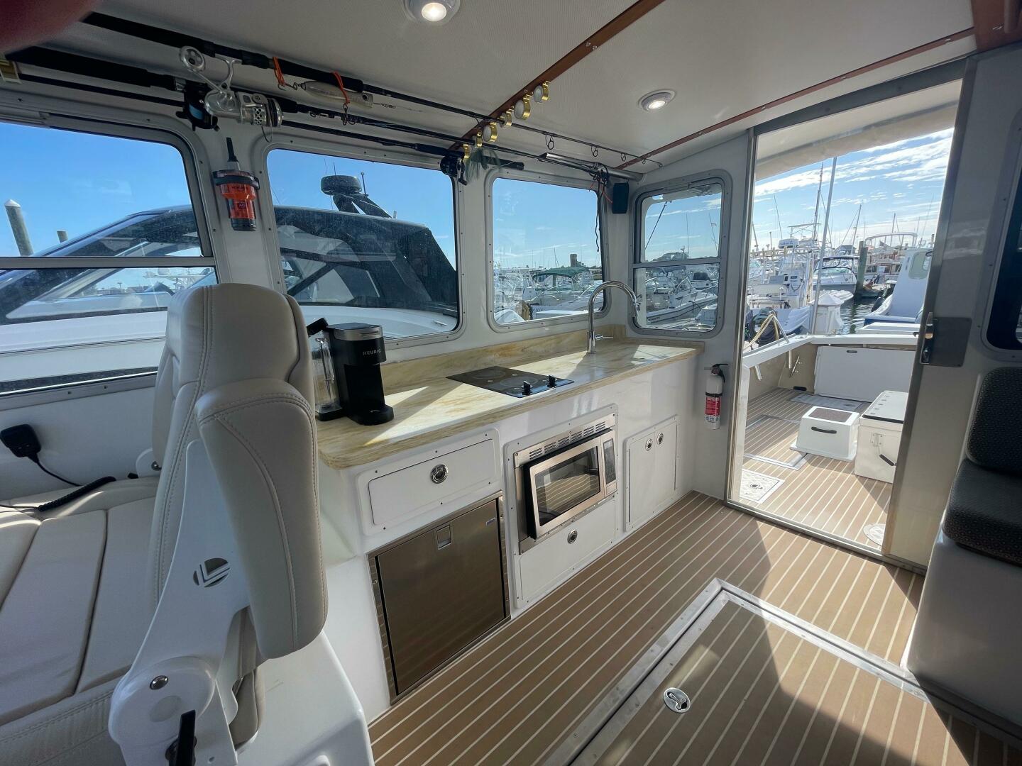 38ft Northern Bay Yacht For Sale