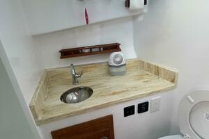 38ft Northern Bay Yacht For Sale