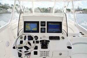 Seahorse 40ft Intrepid Yacht For Sale