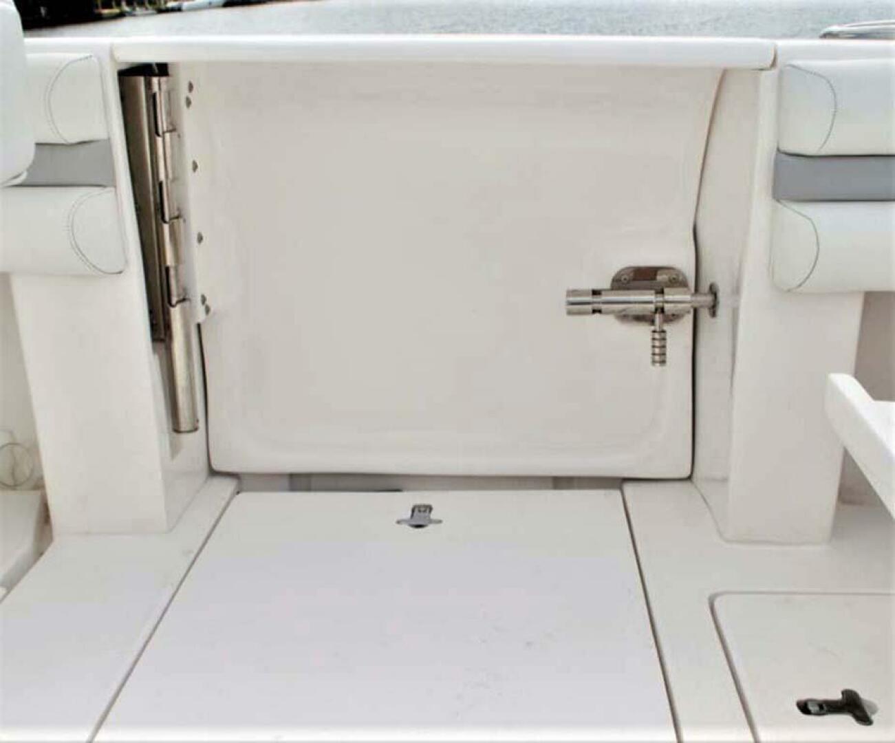 Seahorse 40ft Intrepid Yacht For Sale