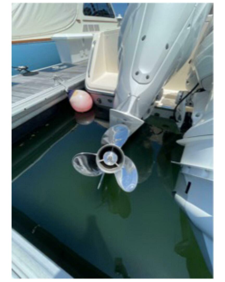 37ft Grady White Yacht For Sale