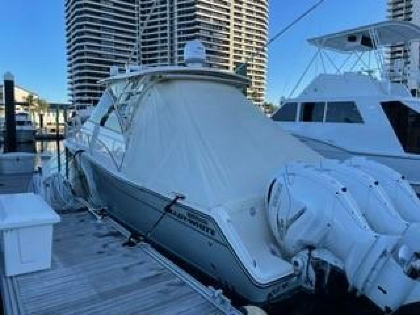37ft Grady White Yacht For Sale