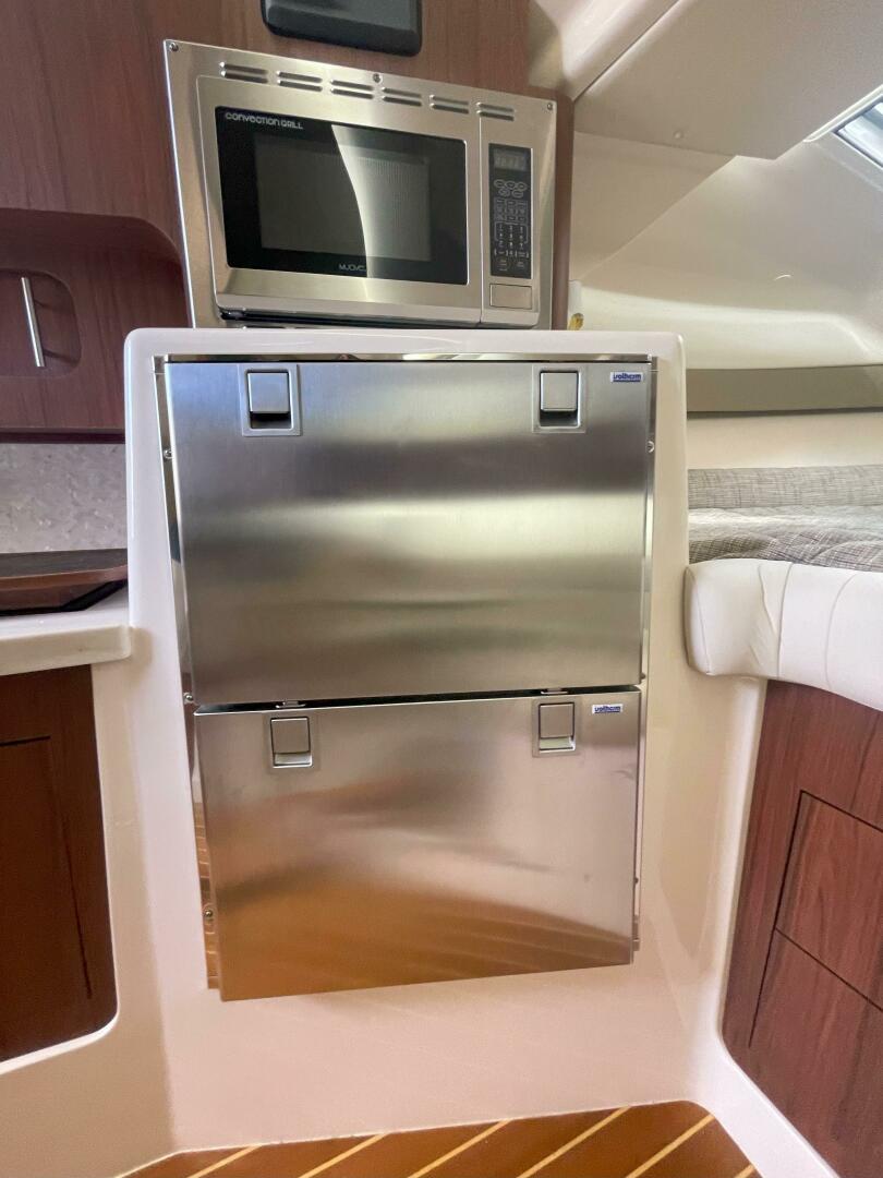 37ft Grady White Yacht For Sale