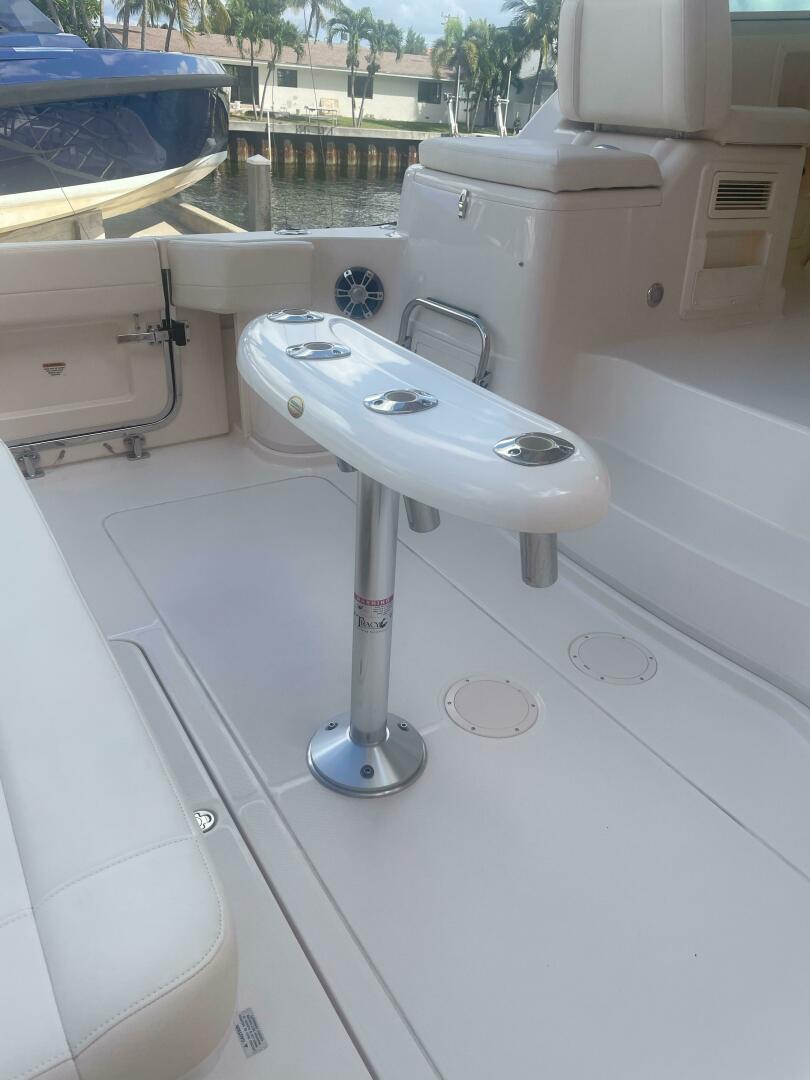 37ft Grady White Yacht For Sale