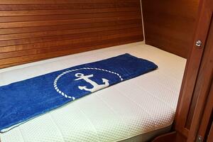 37ft Back Cove Yacht For Sale