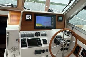 37ft Back Cove Yacht For Sale