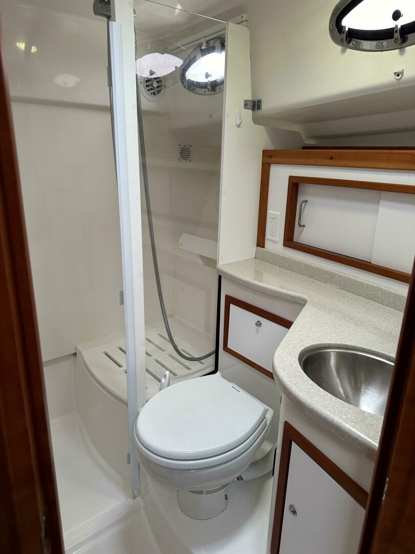 37ft Back Cove Yacht For Sale
