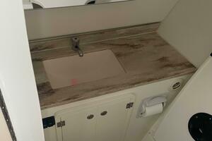 32ft Pursuit Yacht For Sale