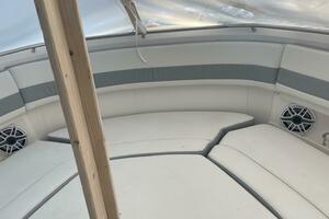 32ft Pursuit Yacht For Sale