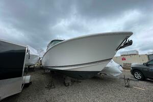 32ft Pursuit Yacht For Sale