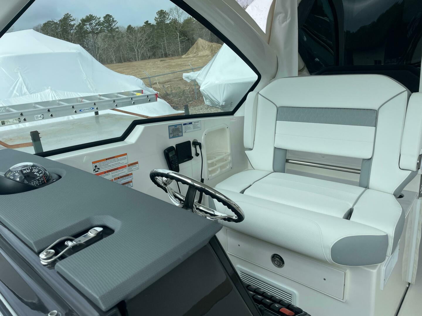 32ft Pursuit Yacht For Sale