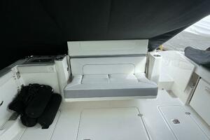 32ft Pursuit Yacht For Sale