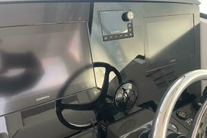 32ft Pursuit Yacht For Sale