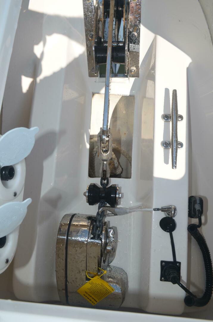 32ft Pursuit Yacht For Sale