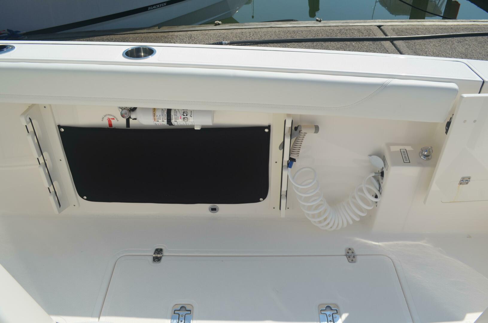 32ft Pursuit Yacht For Sale