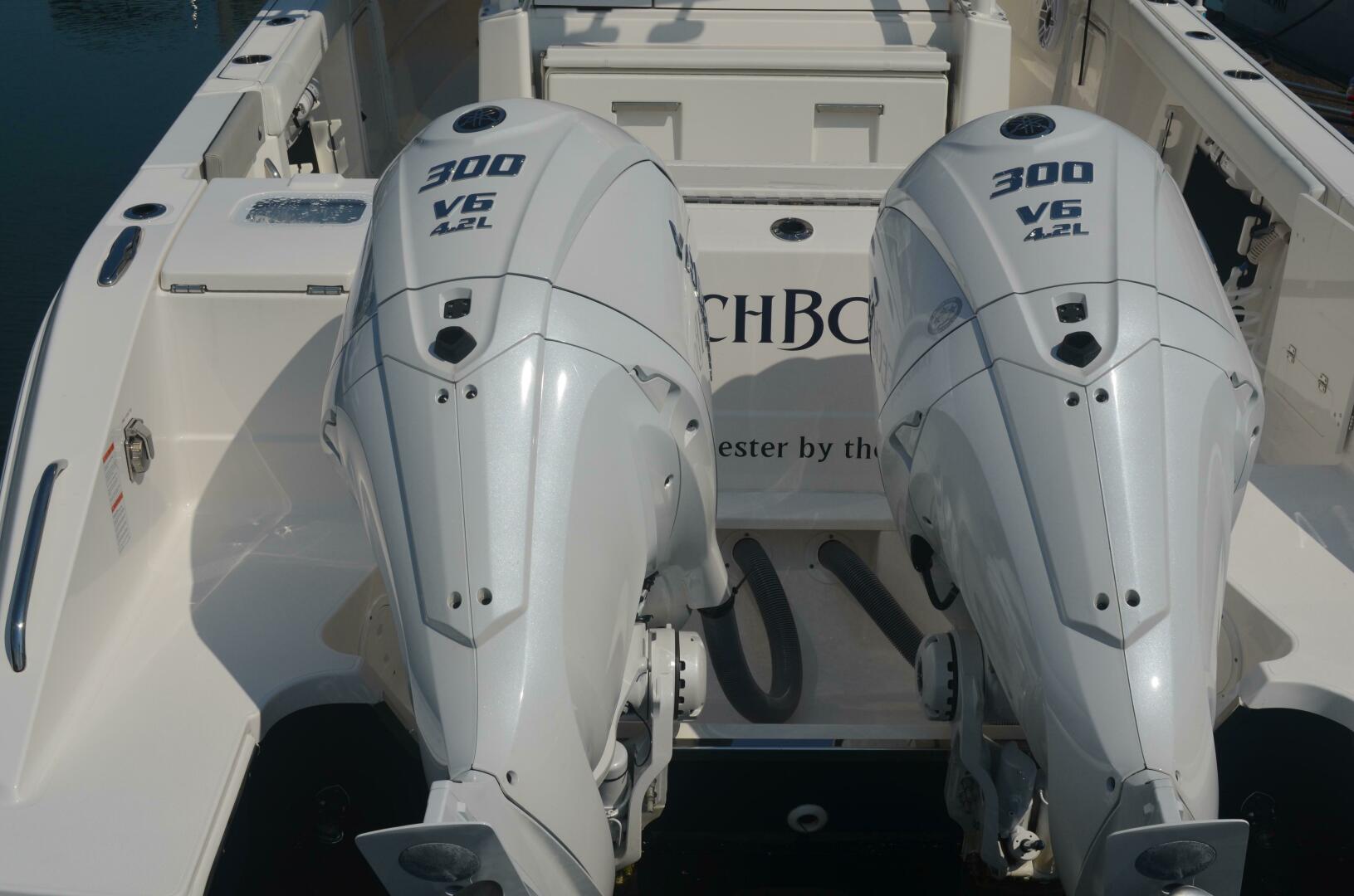 32ft Pursuit Yacht For Sale