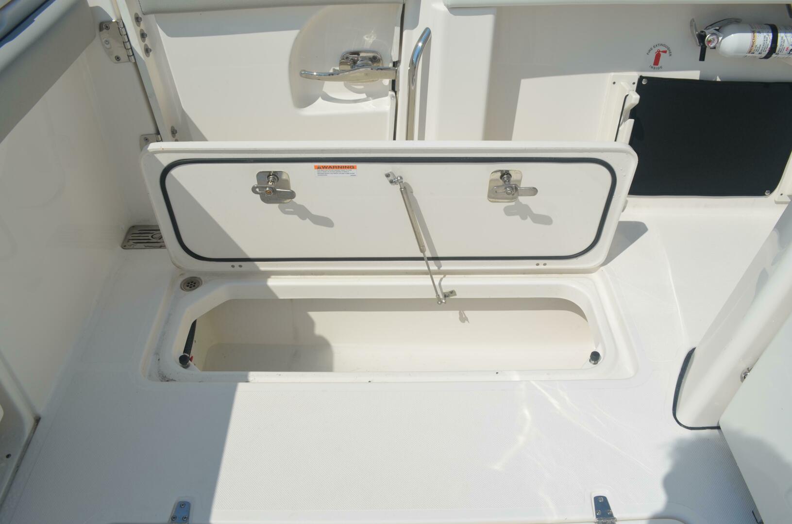 32ft Pursuit Yacht For Sale