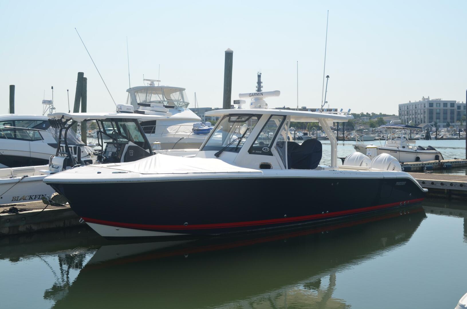 32ft Pursuit Yacht For Sale
